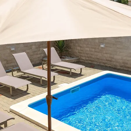 Lejlighed My Dalmatia - Dada 1 With Pool Biograd Na Moru
